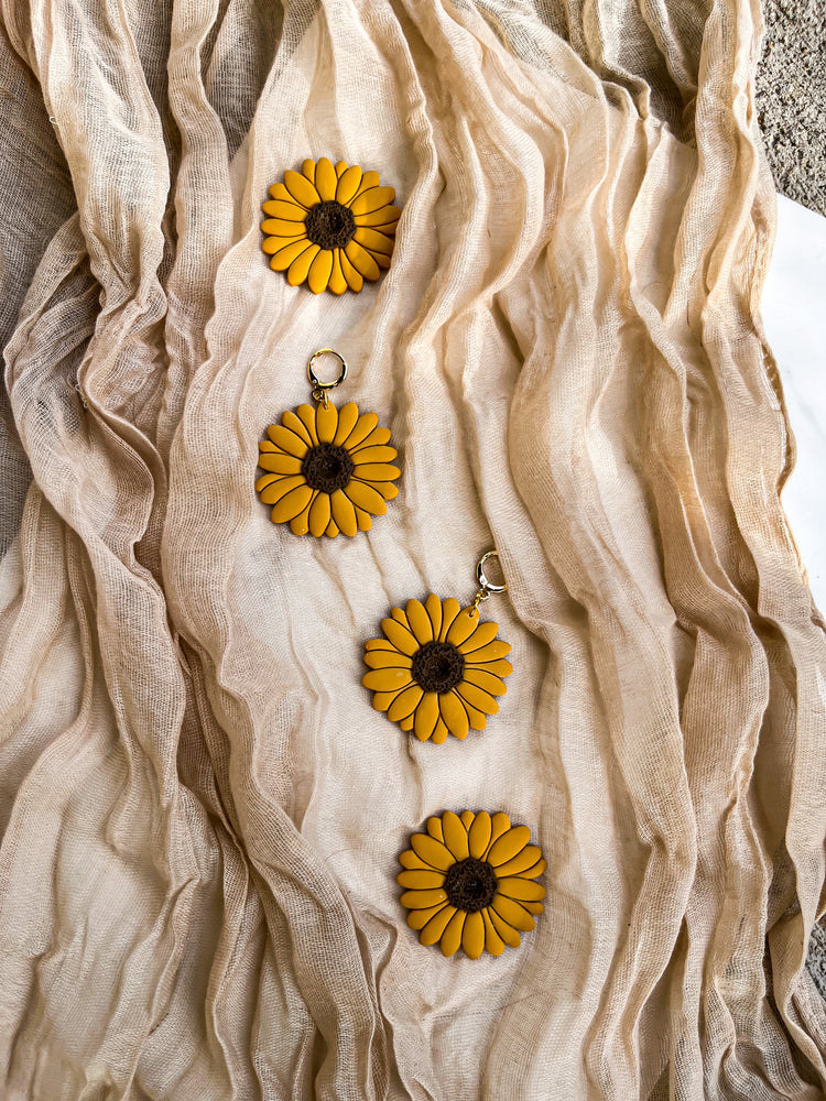 Sunflower Huggies