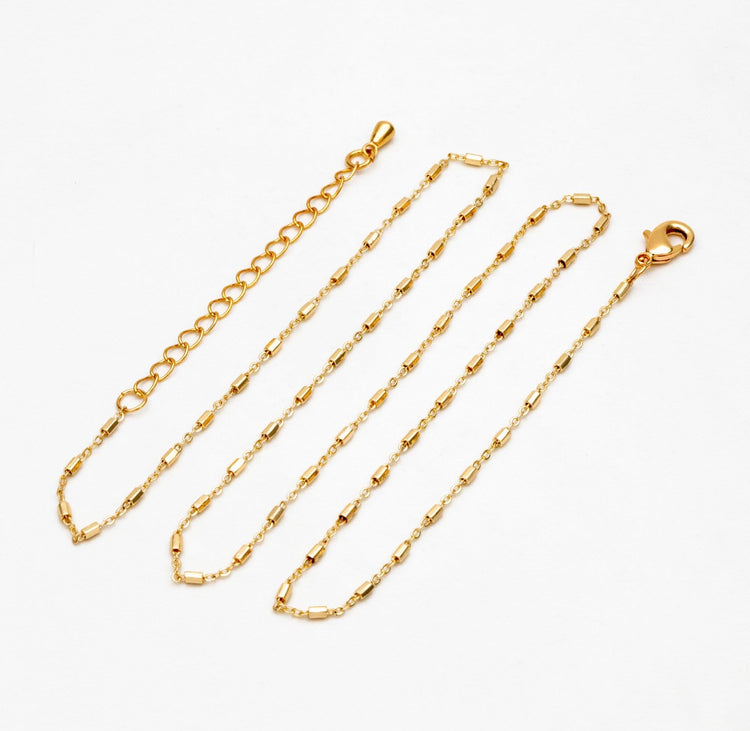 Delicate Bar Chain Necklace