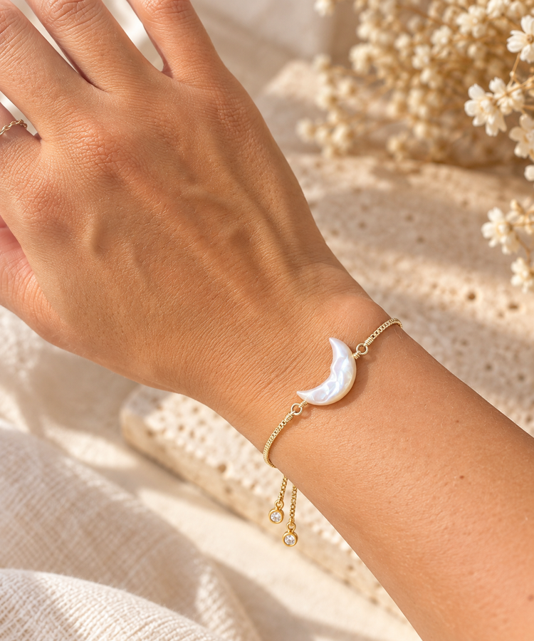 Adjustable Freshwater Pearl Bracelet